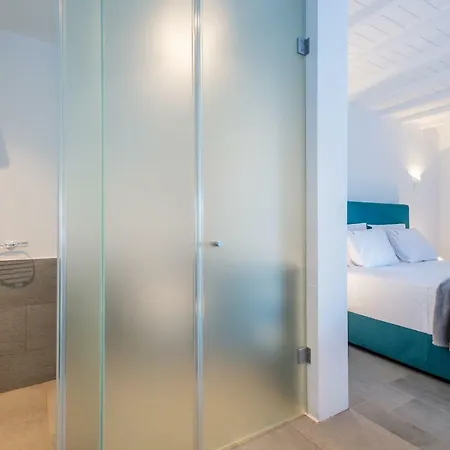 Dreambox Mykonos 3*